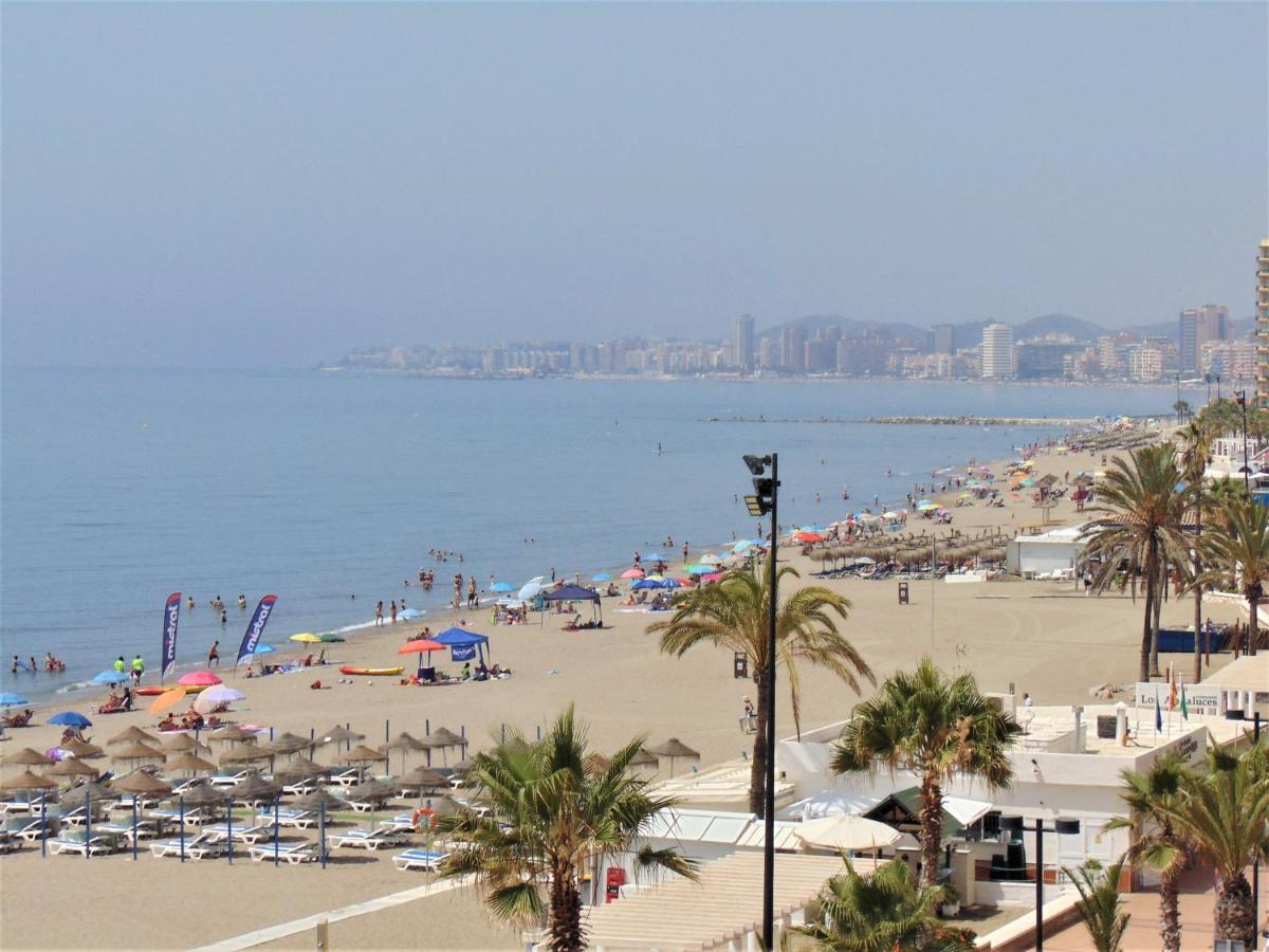Beachfront, Two Bed- & Bathrooms, Private Parking Fuengirola Buitenkant foto